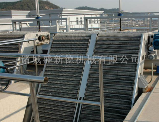 JLGS系列机械格栅除污机